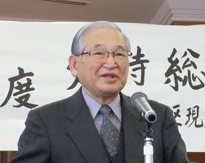 平成30年度定時総会で挨拶する吉村春風子新会長